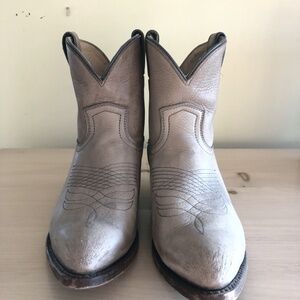 Frye Western Women's  Cowboy Short Boot